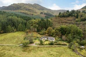 Drumsyniebeg Farm, B839 Through Hells Glen From A815 To B828 Junction, Cairndow PA24 8AN