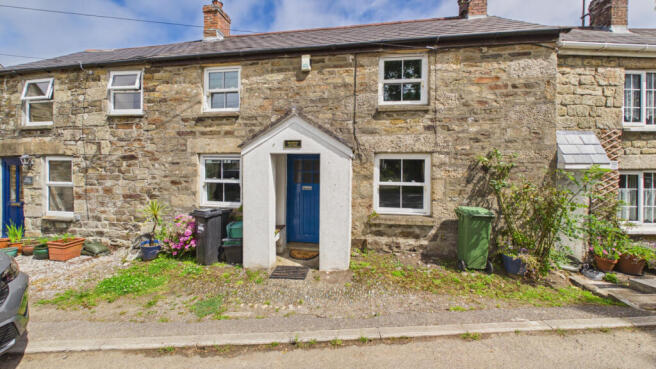 3 Bedroom Mid Terraced House for Sale