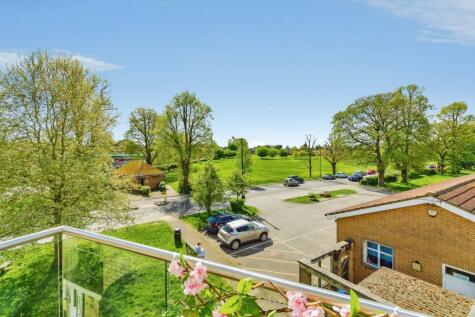 Chaldon Road, CATERHAM, Surrey, CR3