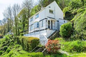 Newhaven, The Coombes, Looe PL13 2RH