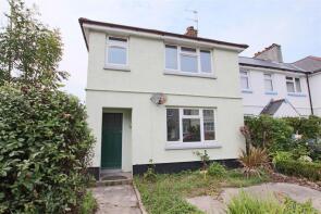 8, Carpmael Avenue, Newquay TR8 4NW