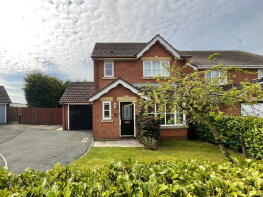 16, Fieldlands, Southport PR8 5HQ