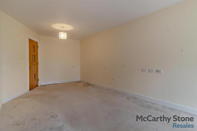 8638875-interior04-800.jpg