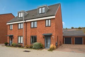 4, Outred Place, Castle Hill, Swanscombe DA10 1DN