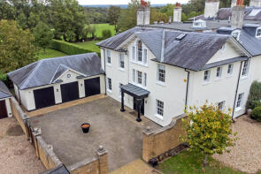 4 Briarwood, Henderson Place, Hertford SG13 8GA