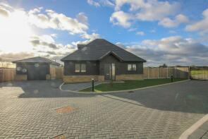 14, Greyhound Grove, Upminster RM14 3EQ