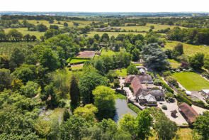Geddesden, Freizingham Lane, Cranbrook TN17 4PT
