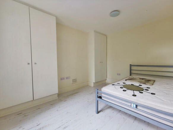 Lounge / Bedroom