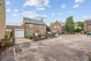 4, Georges Close, Bridport DT6 6RU