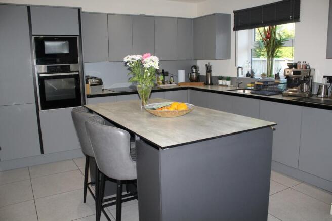 Fitted  Dining Kitchen