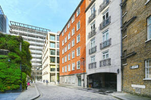 Flat 2, 7 Pemberton House, Pemberton Row, London EC4A 3BA