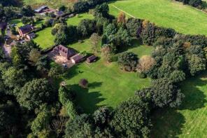 Treetops, Broadhurst Lane, Wrightington WN6 9RX
