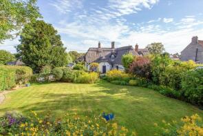 33, Church Road, Calne SN11 8SE