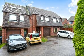 13, Burgess Close, Odiham, Hook RG29 1PG