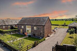 Edwards Barn, Cornish Hall Barns, Holt, Wrexham LL13 9SW