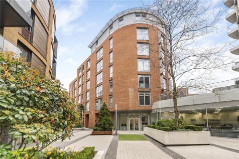 Walpole Lodge, 7 Plaza Gardens, London, SW15