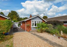 14, Holly Close, Stourbridge DY7 6BP