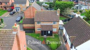 17, Wickfield Ash, Chelmsford CM1 4UT