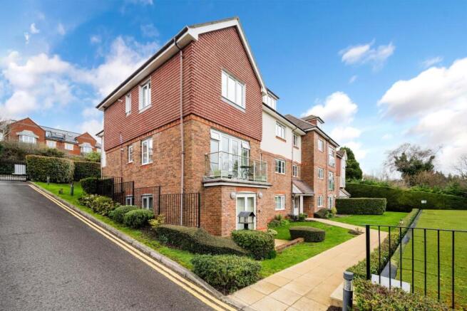 CHESHAM HEIGHTS