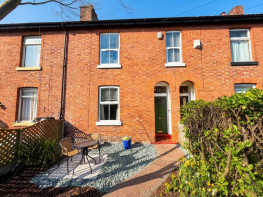 16, Holly Drive, Sale M33 7TL