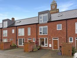 37, Whitecroft Park, Newport PO30 3FB