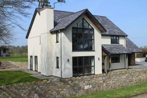 Bwlch Y Coed, Capel Coch, Llangefni LL77 7UR