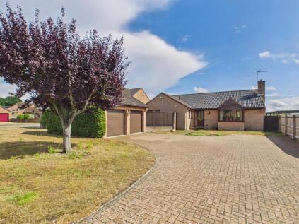 16 Grove Drive, Woodhall Spa