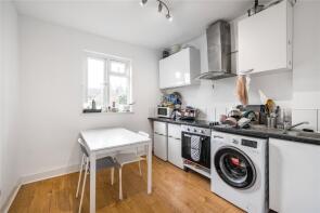 100, Chesterfield Gardens, Tottenham, London N4 1LR