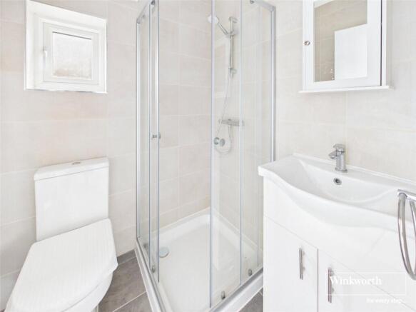 En-Suite Shower 1