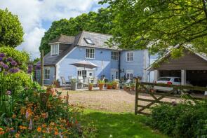 Shrubbery Cottage, Stowting Hill, Ashford TN25 6BG