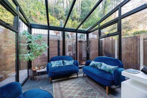 Valley View, GODALMING, Surrey, GU7