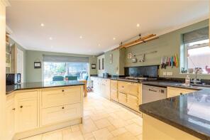 18, High Street, Lambourn, Hungerford RG17 8XN