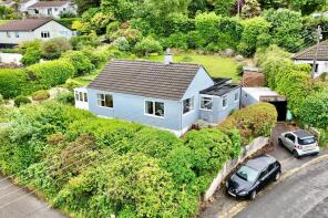 Carnside, Trelawney Road, Truro TR3 7EN