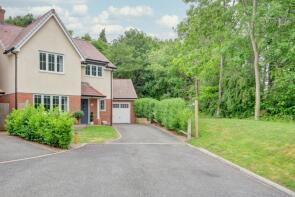 45, Bramley Avenue, Heathfield TN21 0FN