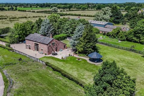 Ulnes Walton Lane, Leyland, PR26