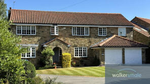 31, Breary Lane East, Bramhope, Leeds LS16 9EU