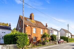 2, Ivy Villas, High Street, Horsham RH13 8ES