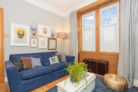 Townhead Street, Thornhill, DG3
