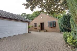 Smiths Lawn, Beech Drive, North Ferriby HU14 3HQ