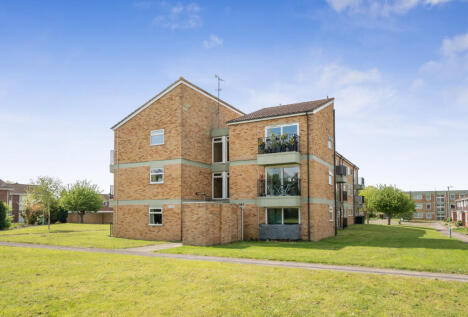 Golden Vale, Churchdown, Gloucester, Gloucestershire, GL3
