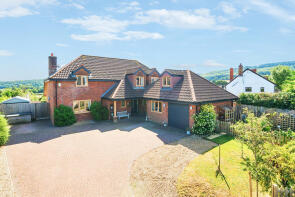 Woodcombe House, Blagdon Hill Road, Pitminster, Taunton TA3 7SF