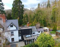2, Fownhope Court, Court Gardens, Hereford HR1 4PB