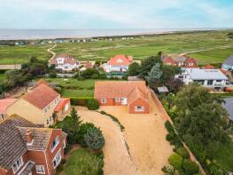 4, Smugglers Close, Old Hunstanton PE36 6JU