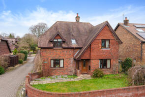 Brambles, North Drive, Winchester SO22 6QA