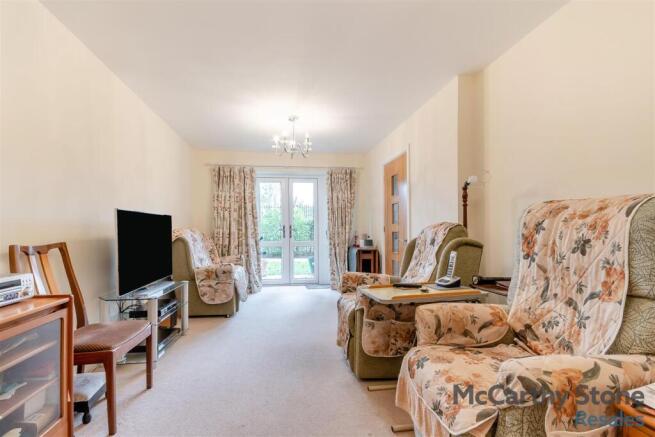 8666853-interior05.jpg