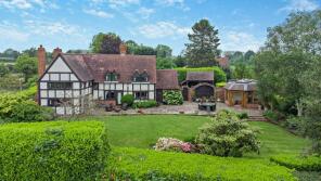 The White House, Comhampton Lane, Dunhampton, Stourport-on-severn DY13 9ST