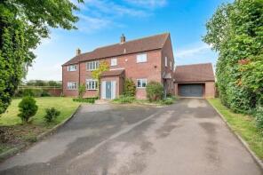 Dovedale, Dunham Road, Retford DN22 0NB