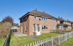5, Lloyds Green, Wittersham TN30 7NX