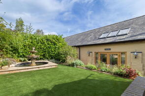 The Stables, Stanley Hill Court, Bosbury HR8 1HE