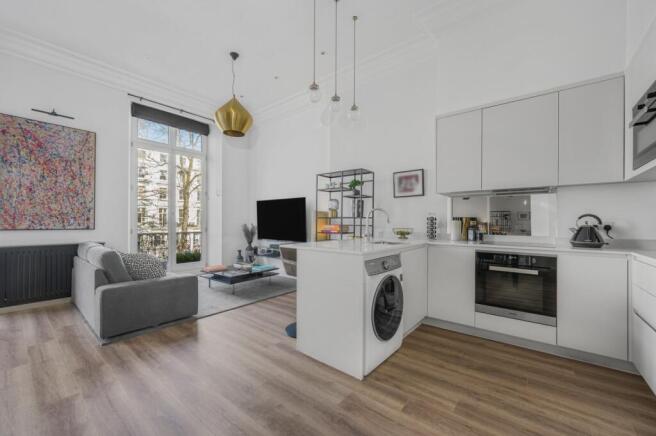 Apt 4 - Living Room